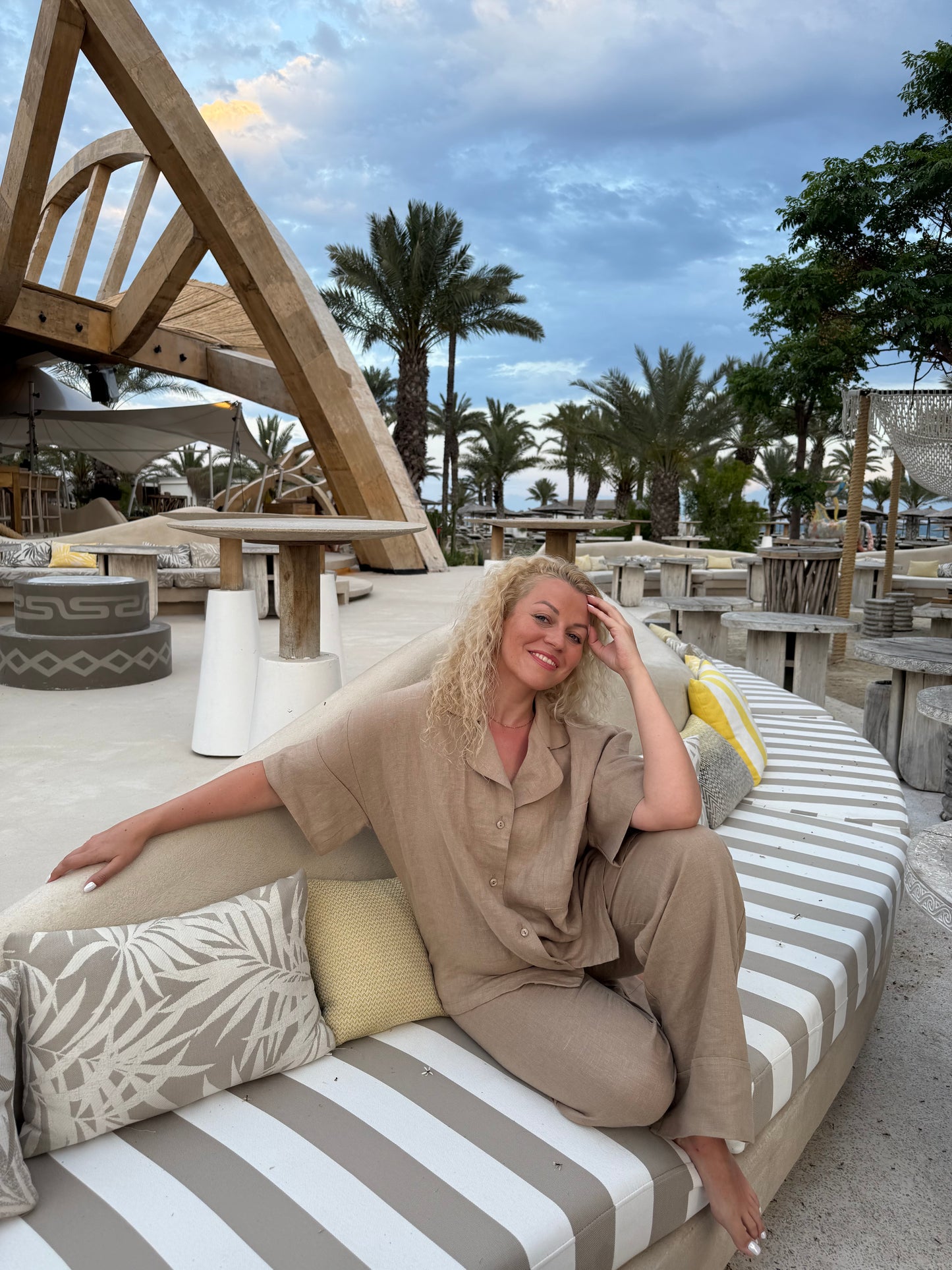 Long Sleeve & Shorts – Natural Linen Set in Warm Cocoa