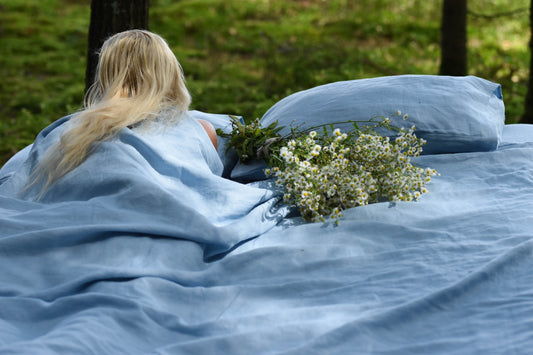 Linen Bedding Set – Light Blue