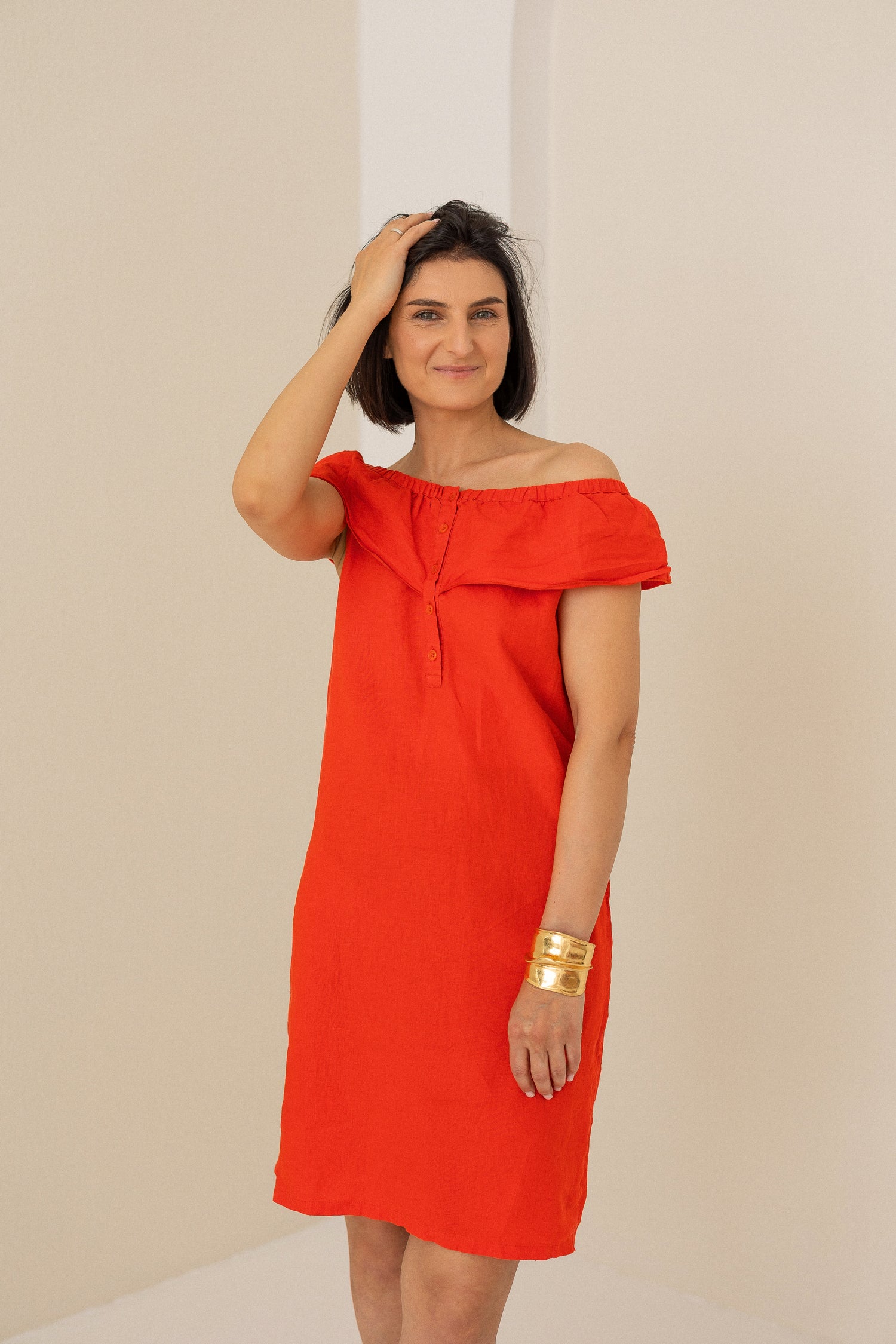 Elegantes rotes Midi-Kleid aus 100 % Leinen