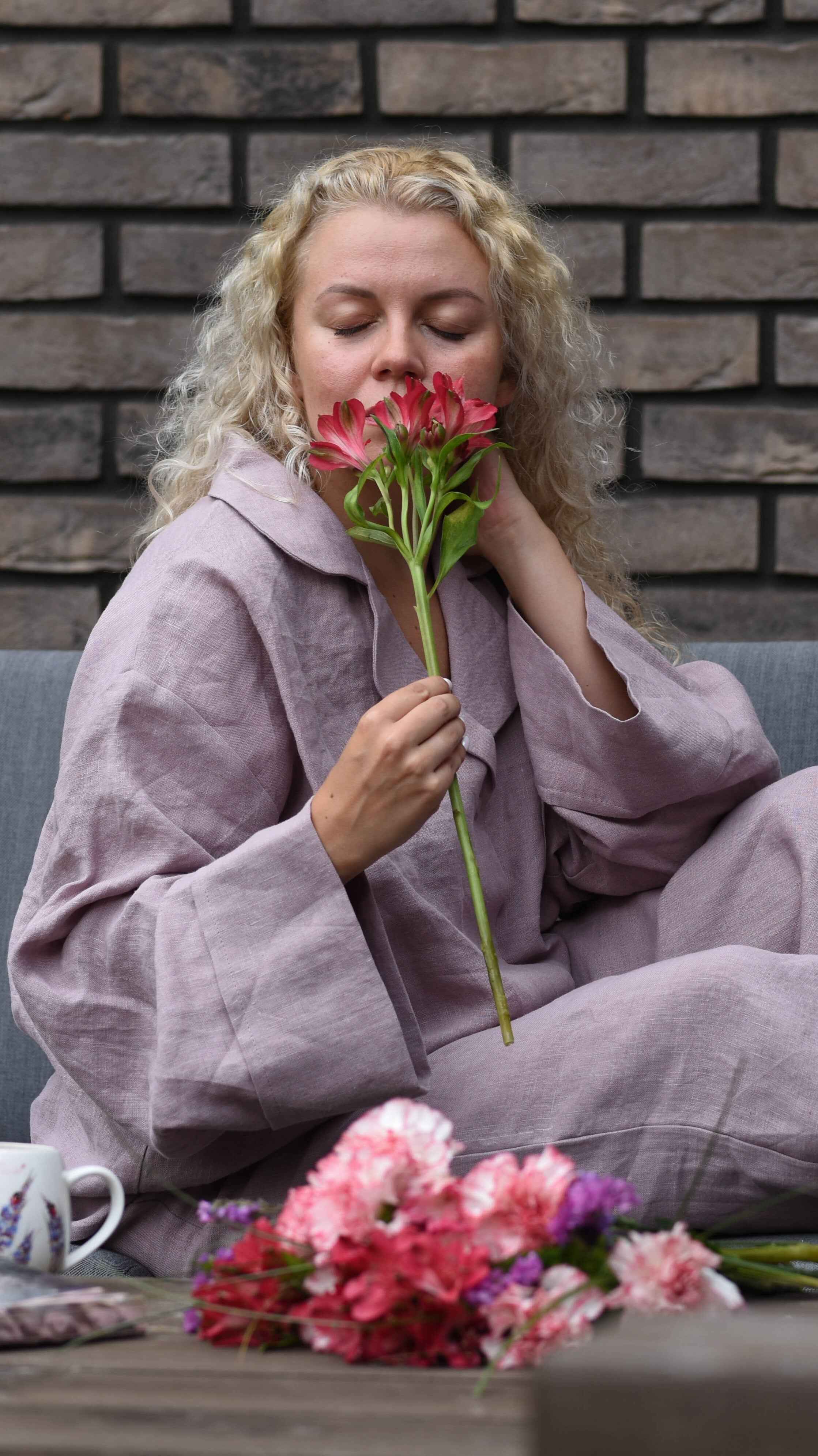 Long Sleeve &amp; Pants – Washed Linen Loungewear in Morning Mist (Ash Rose) - LinumLenis
