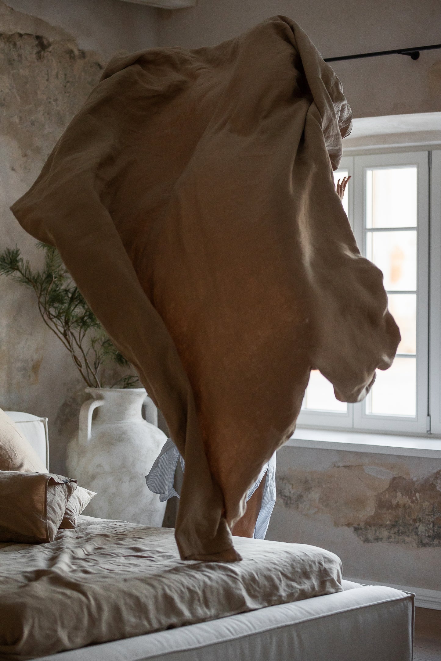 Linen Bedding Set – Warm Cocoa