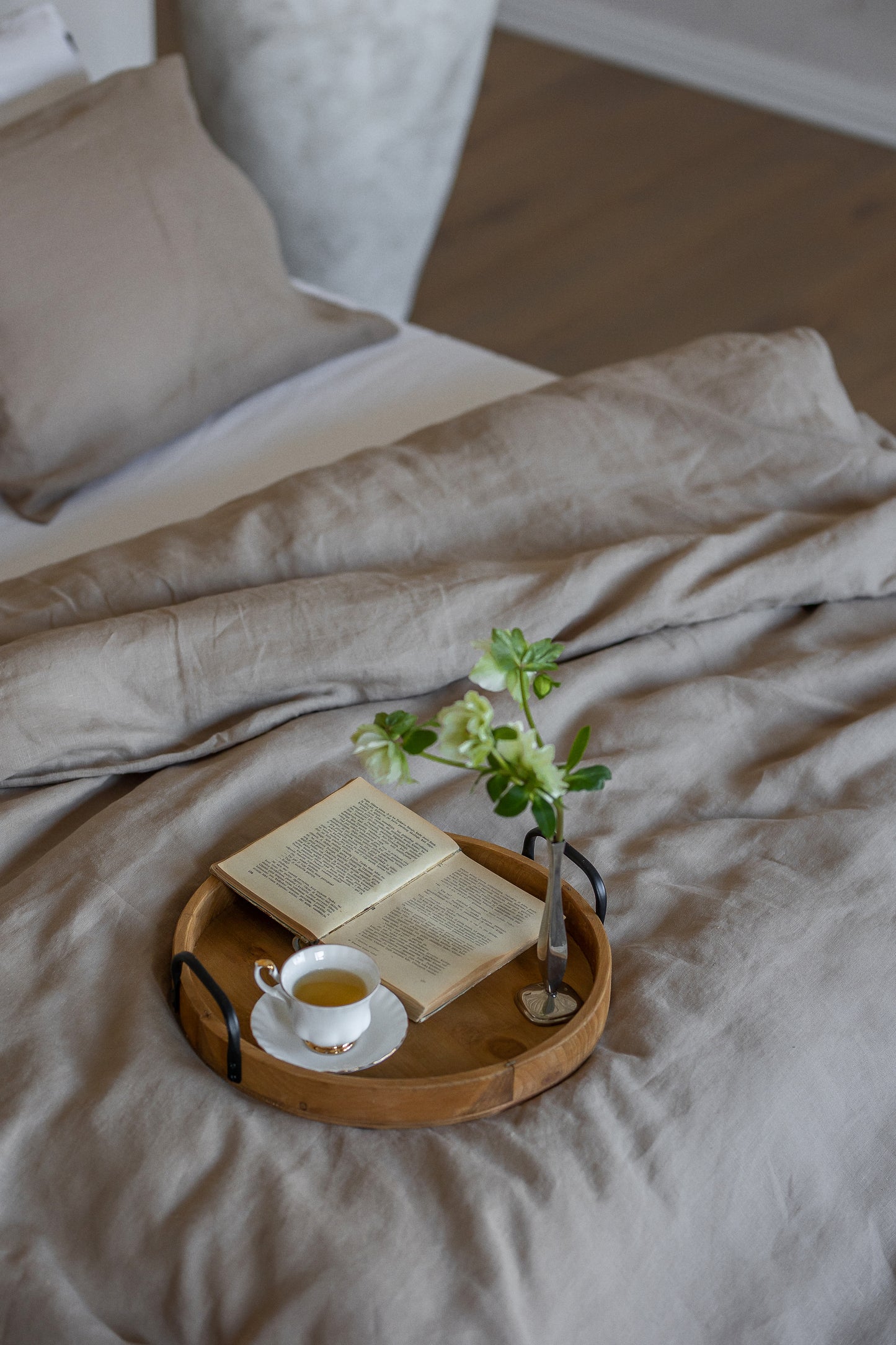 Linen Bedding Set – Warm Cocoa