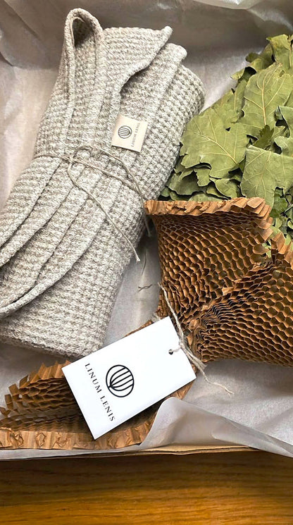 Sauna Gift Set: Oak Sauna Whisk &amp; Linen Towel